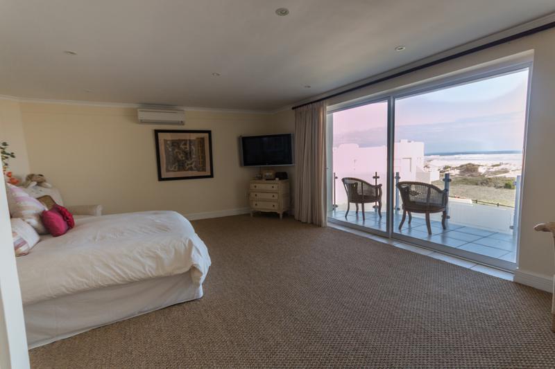 2 Bedroom Property for Sale in Van Riebeeckstrand Western Cape